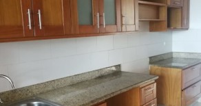 ID-8240 APARTAMENTO EN ALQUILER – LOS CACICAZGOS